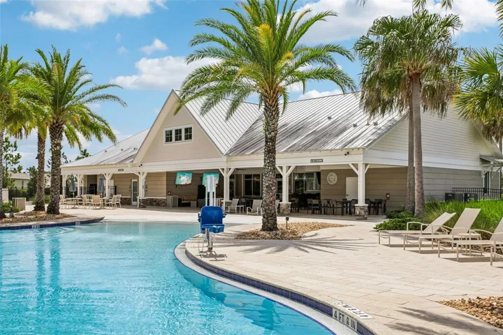 Club House &amp; Pool