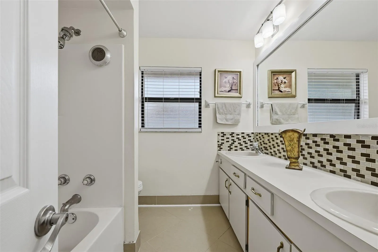 2nd Bathroom