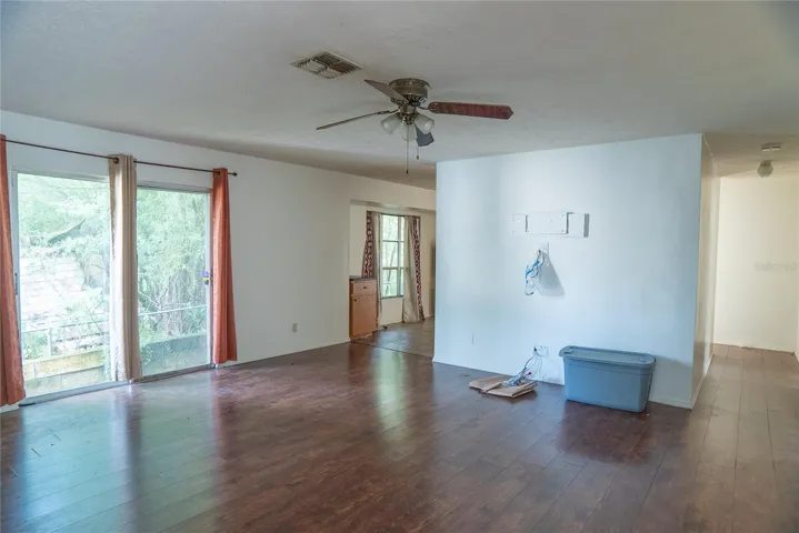 Living Room, Sliding doors inoperable do not open