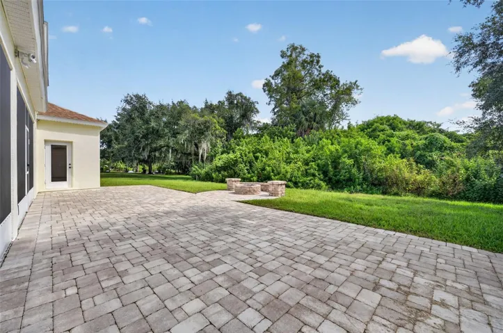 Paver Patio with Fire Pit