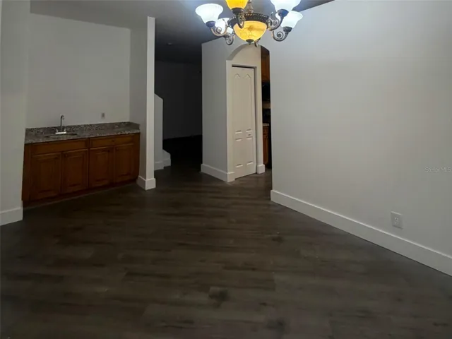DINNING ROOM