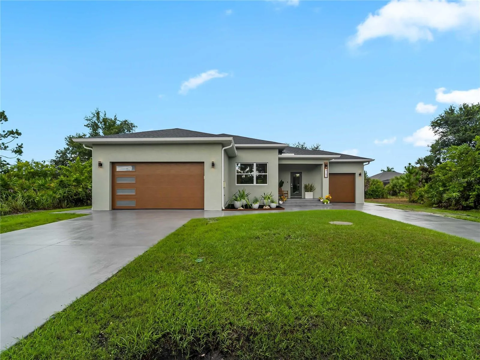 LotView_8163WalbertSt_PortCharlotte_Wide.jpg