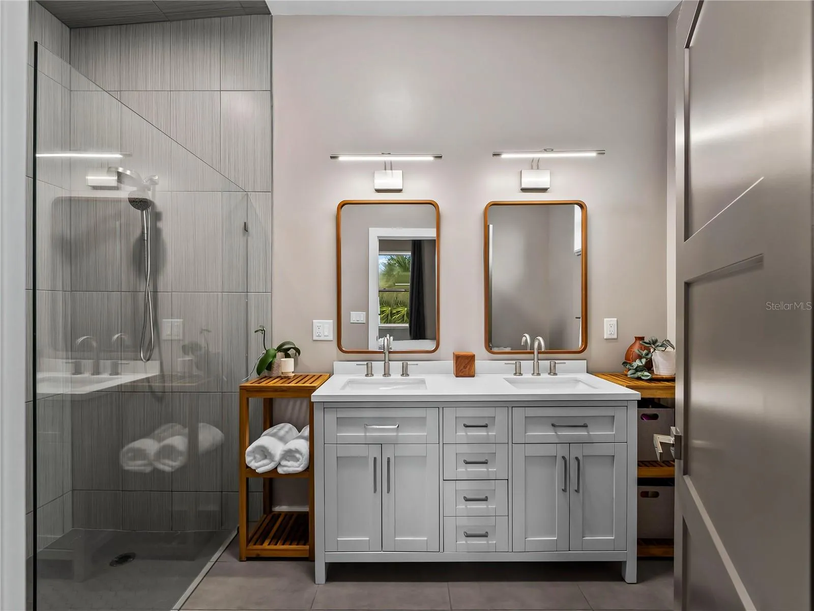 PrimaryBath_8163WalbertSt_PortCharlotte_DualVanity_Wide.jpg