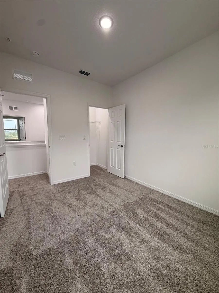 2nd bedroom with closet