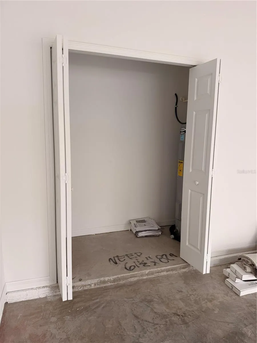 garage storage/closet