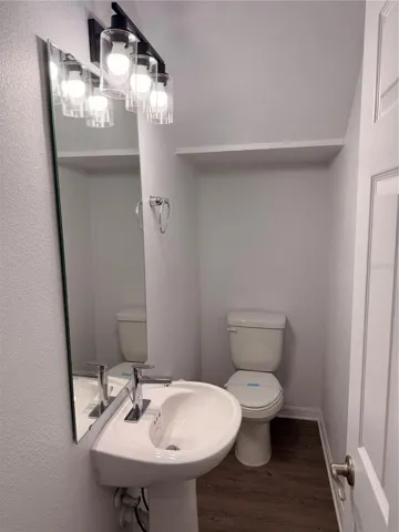 1/2 bath