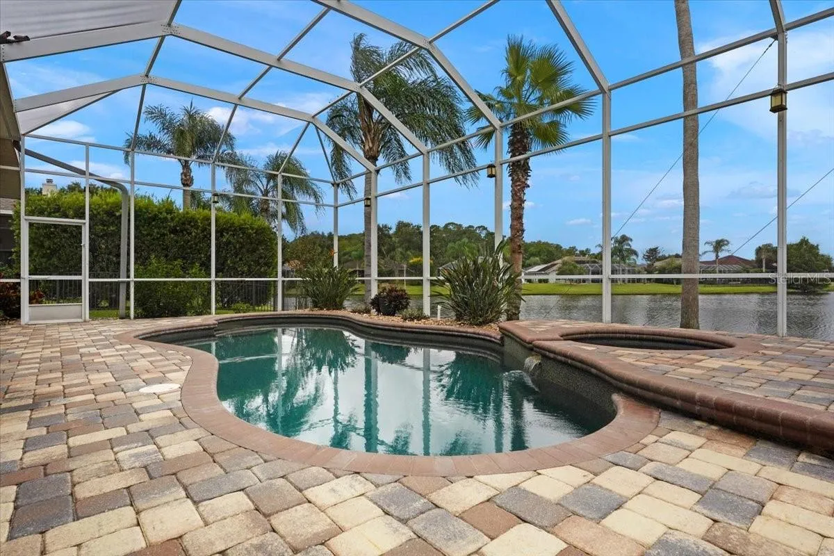 Heated Saltwater Pool &amp; Spa