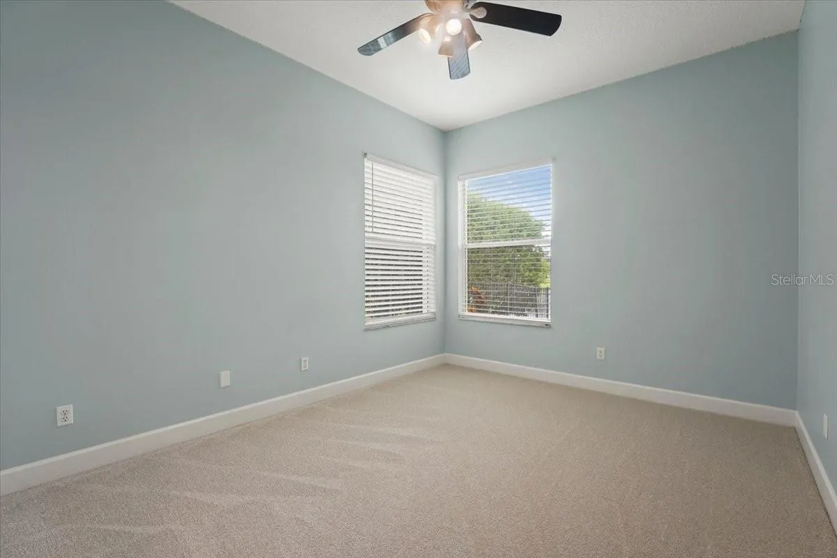Secondary Bedroom (Waterview)
