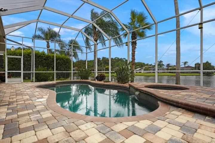 Heated Saltwater Pool &amp; Spa