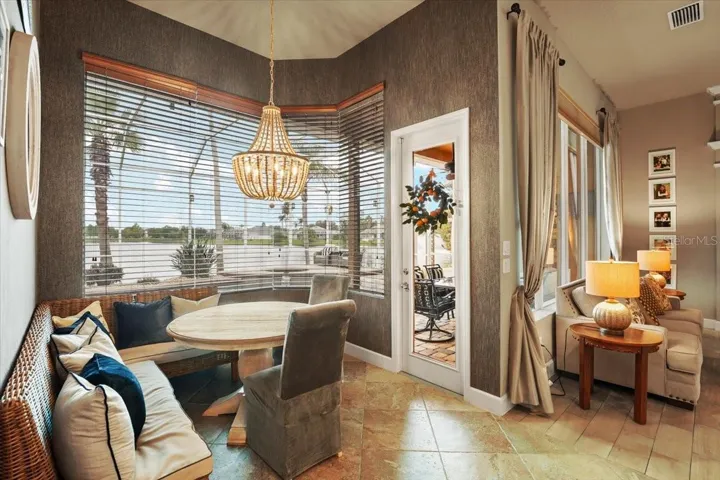 Breakfast Nook