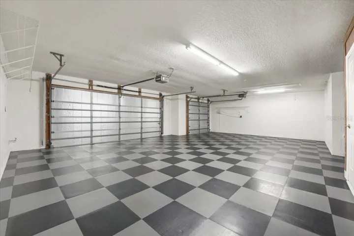 3 Car Garage