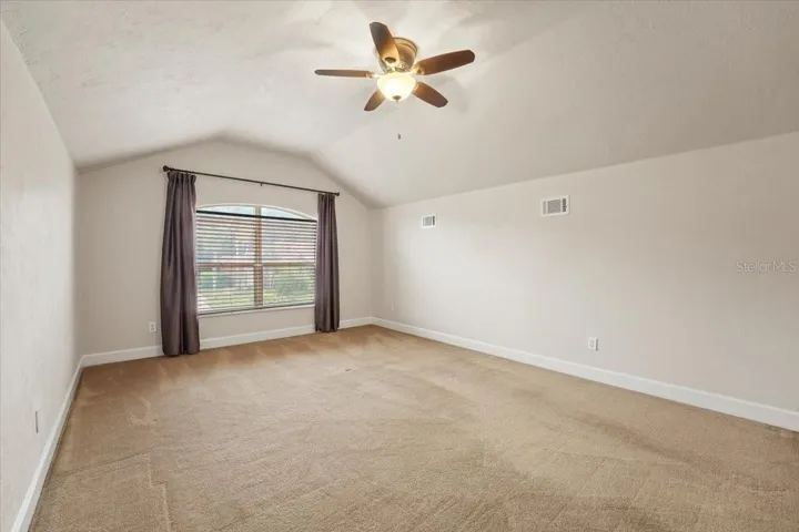Upstairs Bonus Room