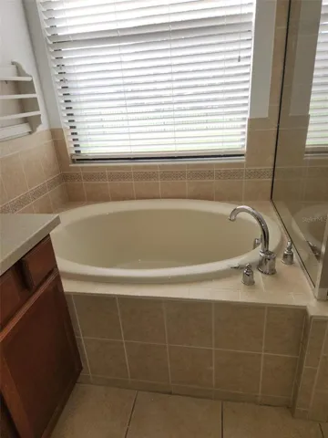 Garden Tub
