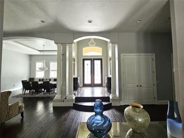 Entrance_foyer