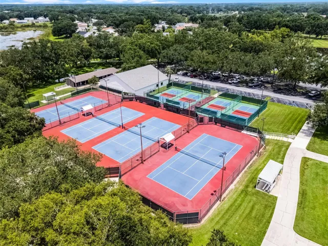 Community amenity: aerial view of the tennis and pickleball courts