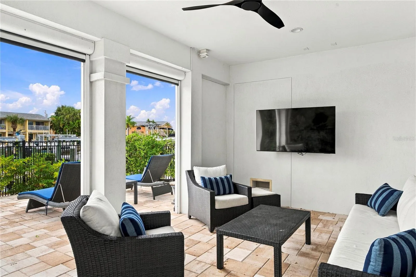 entertaining area with tv hook ups and water views