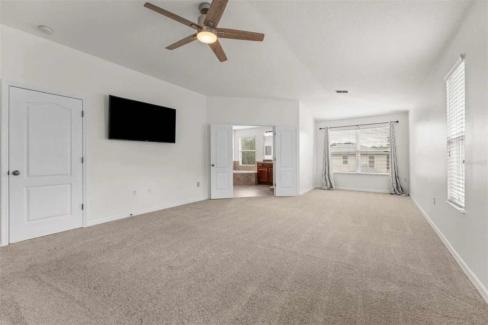 27x15 Primary Bedroom