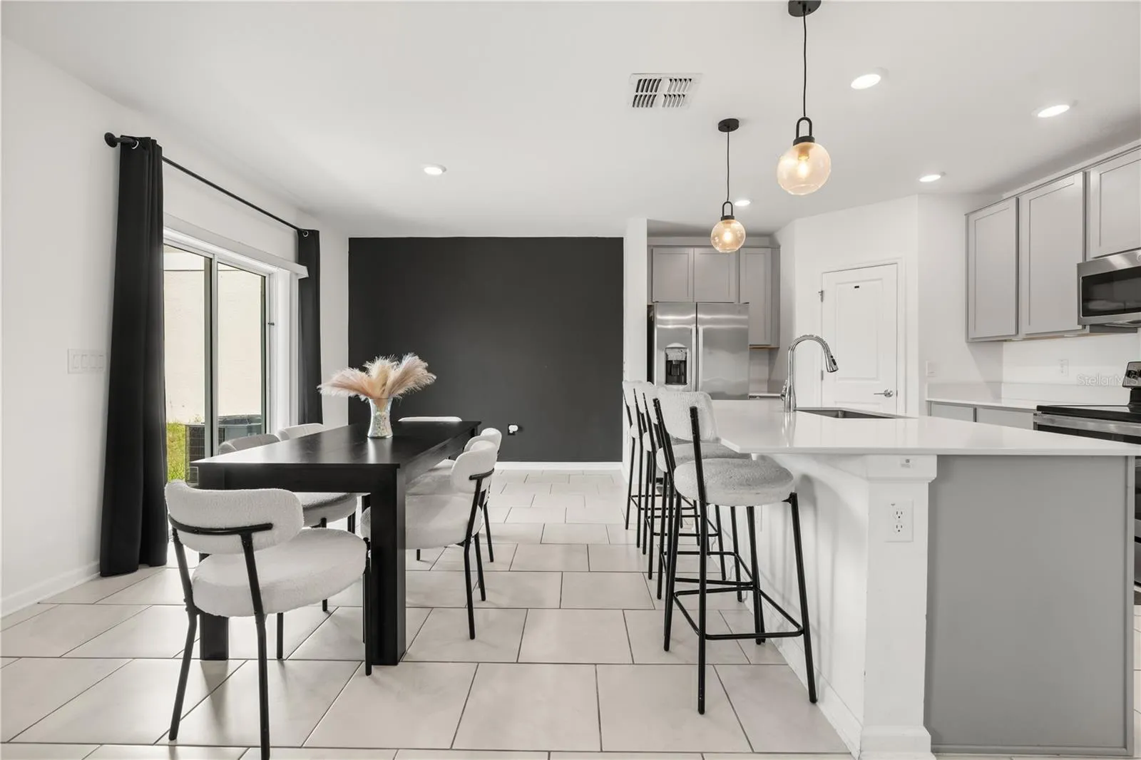 Kitchen/Dining