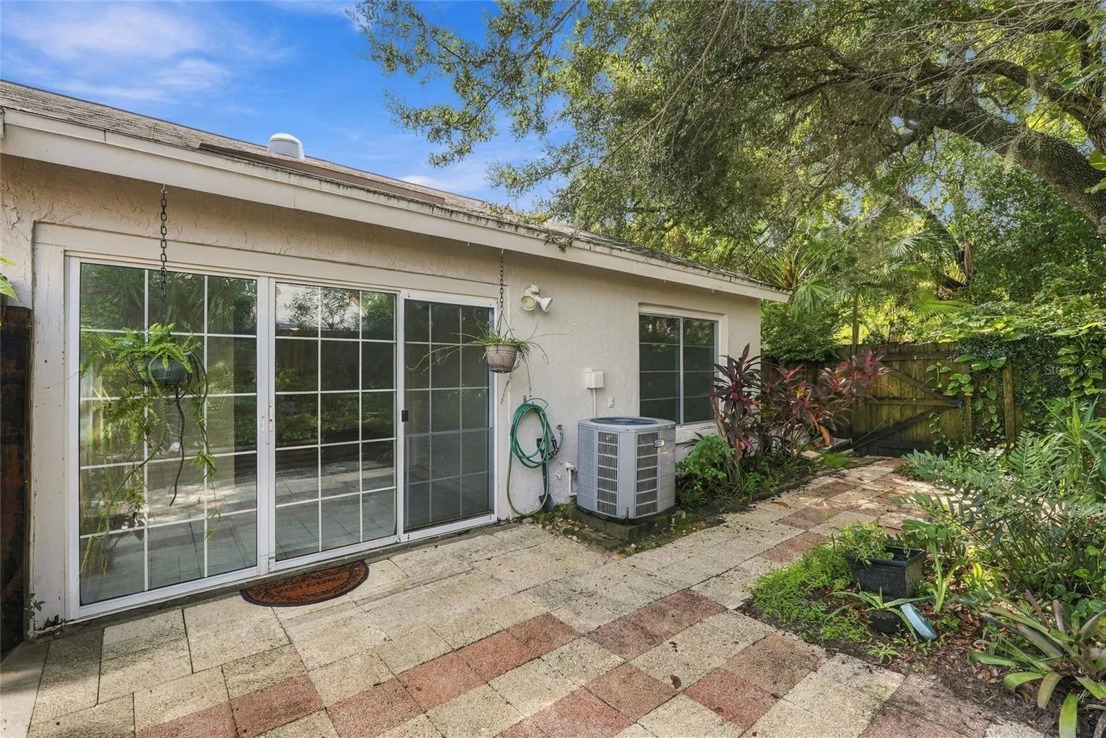Backyard with pavers