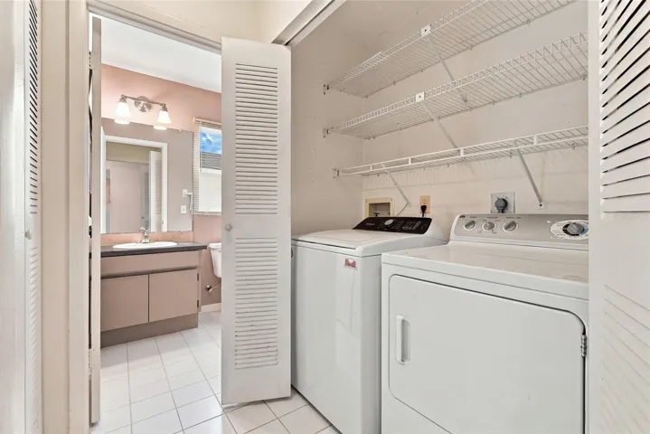 Laundry closet in Hallway