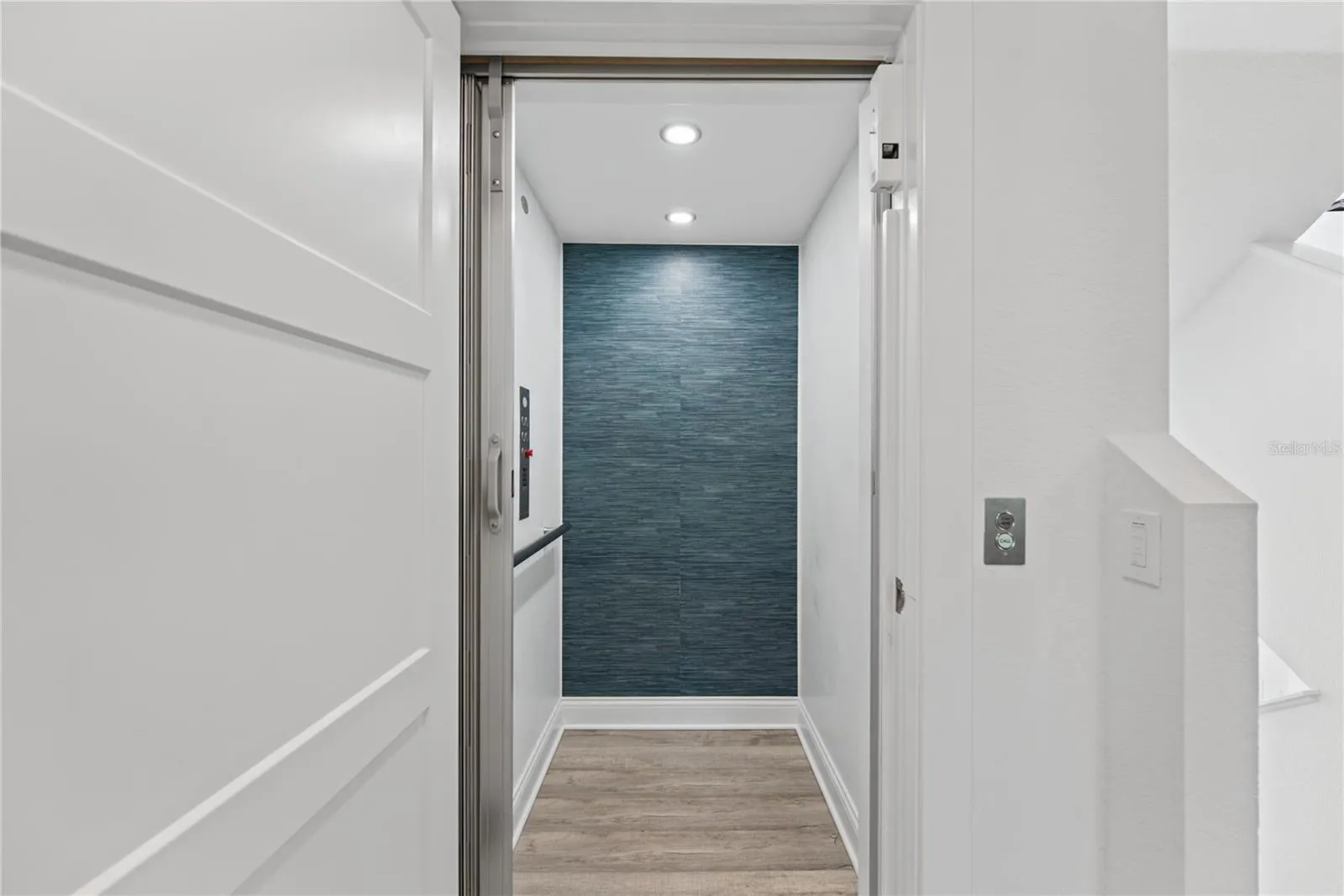 ELEVATOR