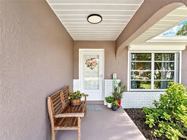 Welcoming entry