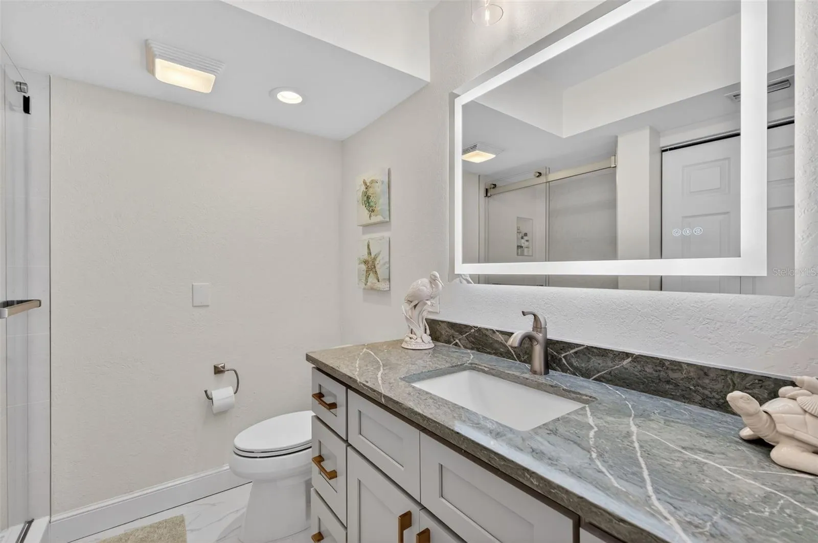 Completely renovated Primary Bathroom