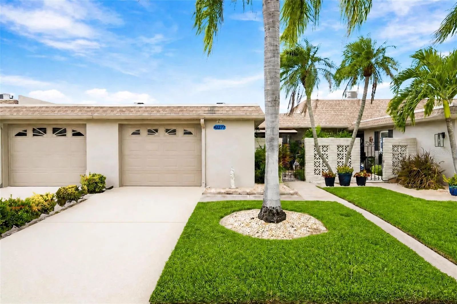 Welcome to 427 Boca Ciega Point Blvd N!