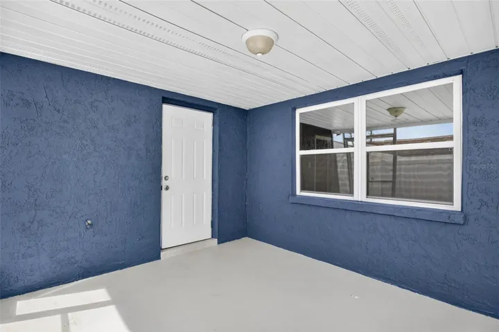 Rear Screened Porch