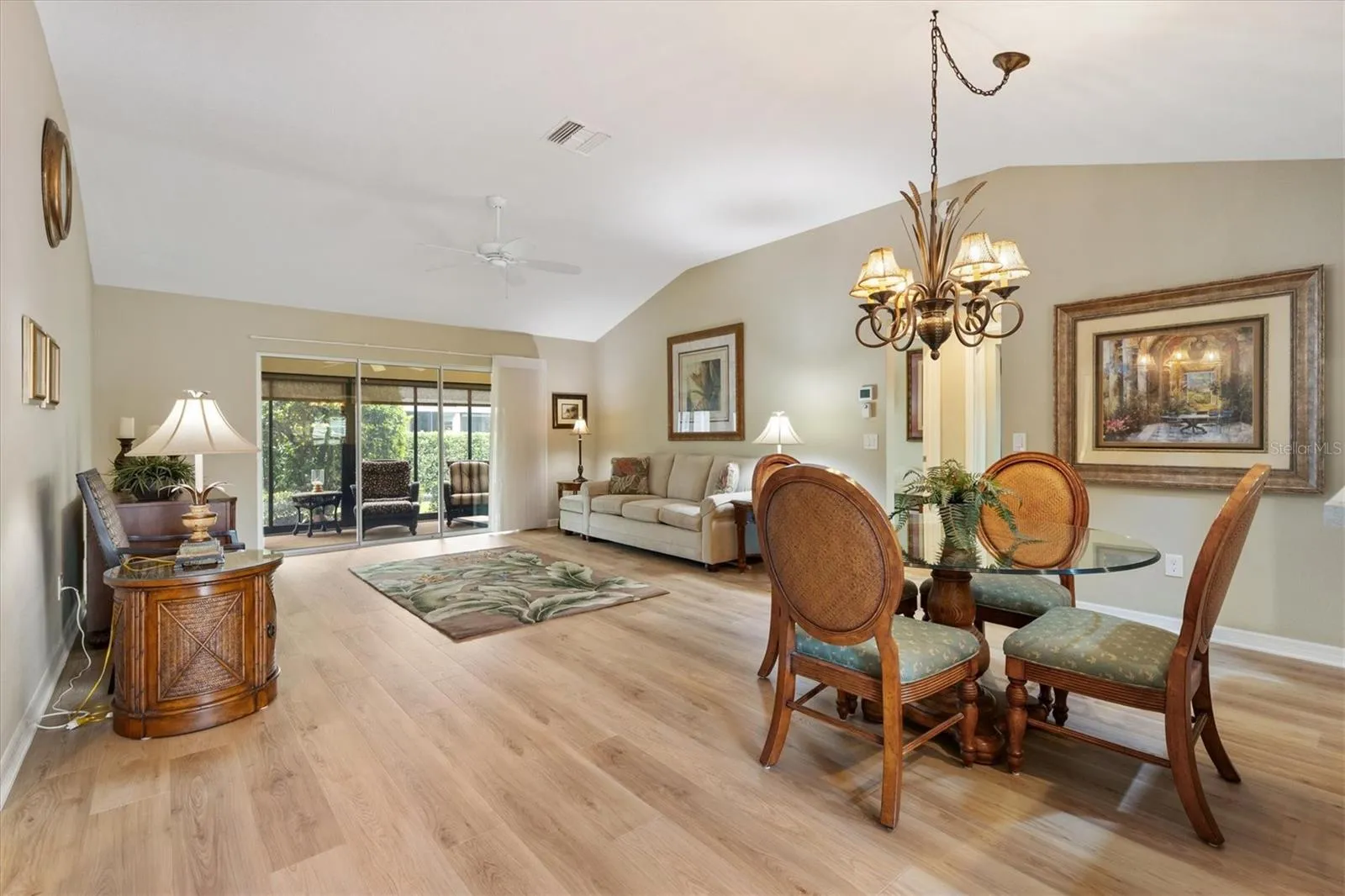 Dining Room Area