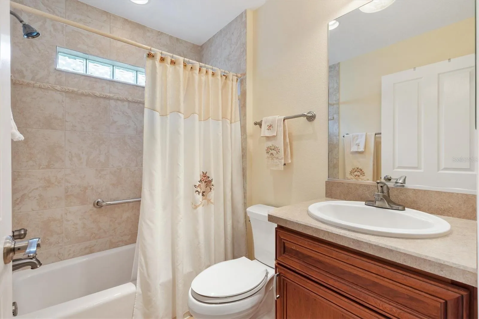 2nd Bathroom