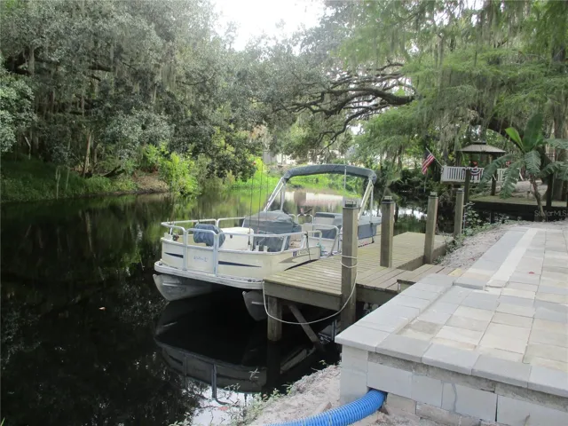 Canal View &amp; Dock