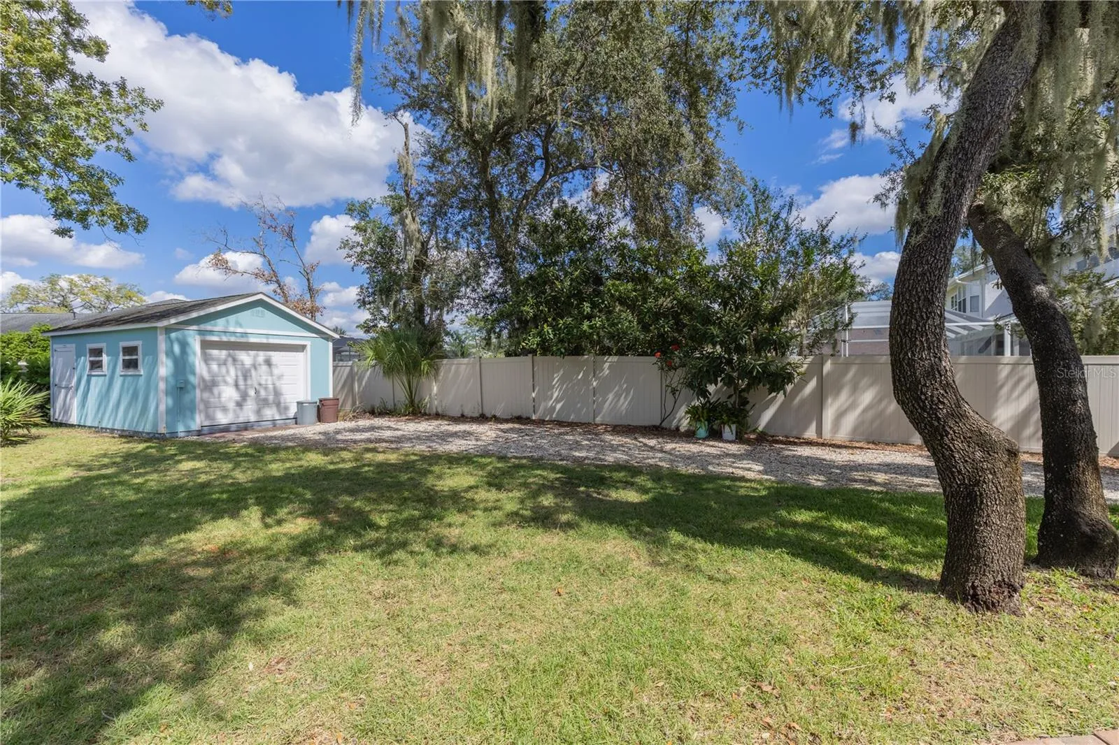 Additional detached garage
