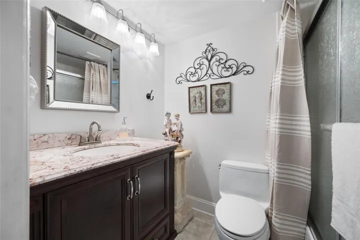 Primary Bedroom En Suite with Tub/Shower and Oversized Vanity