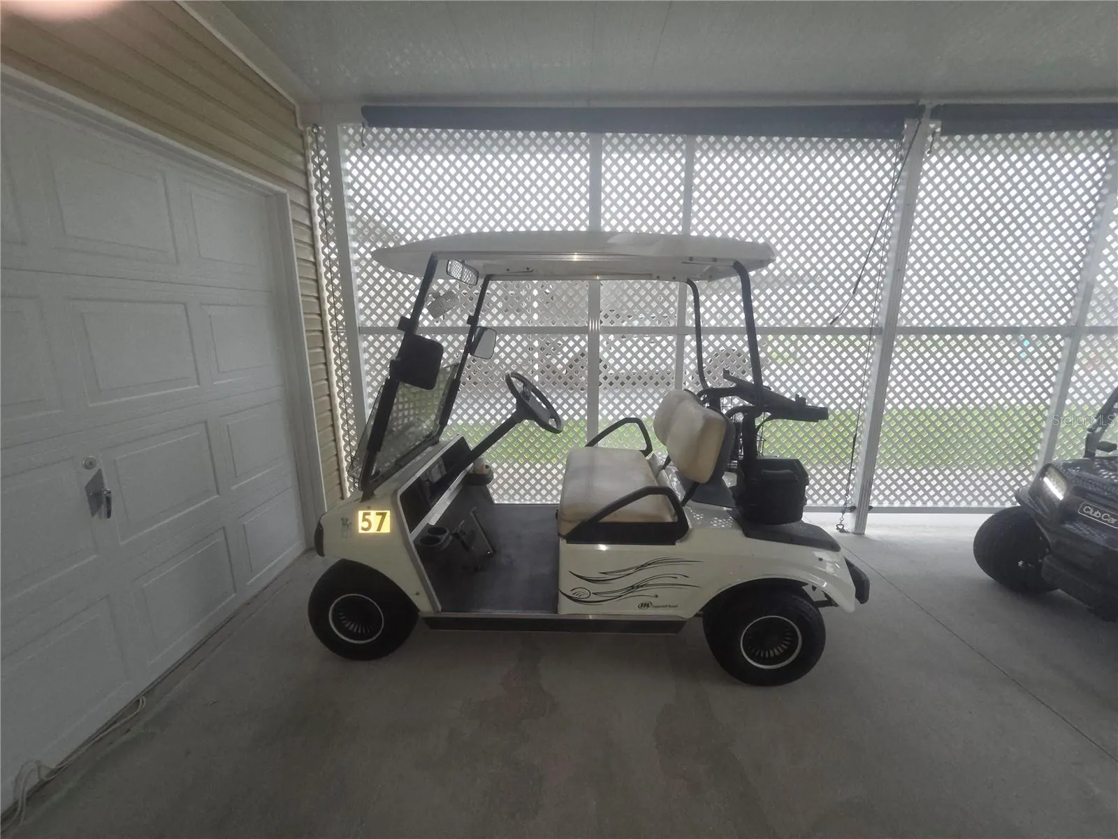 Golf cart