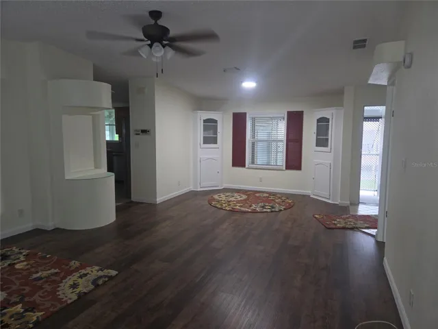Dining room shares LR spact