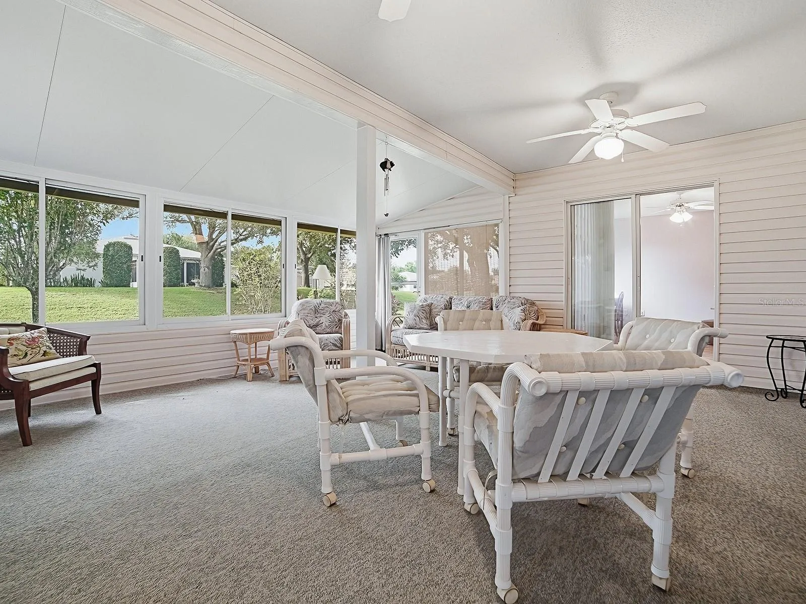 ACRYLIC ENCLOSED LANAI