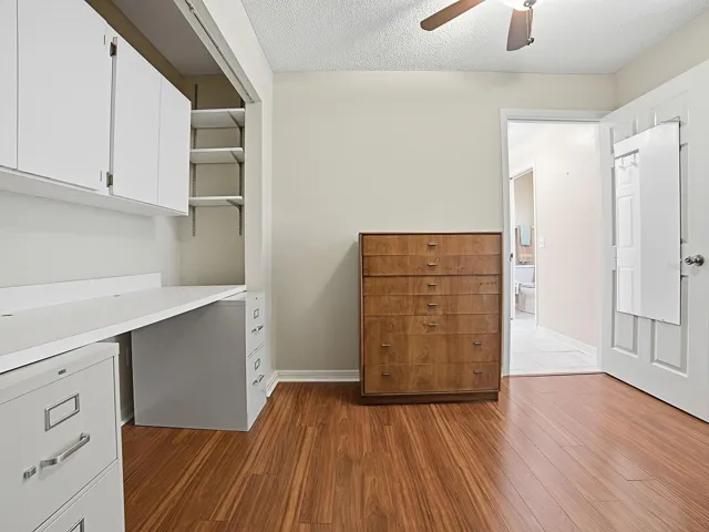 CRAFT/OFFICE ROOM