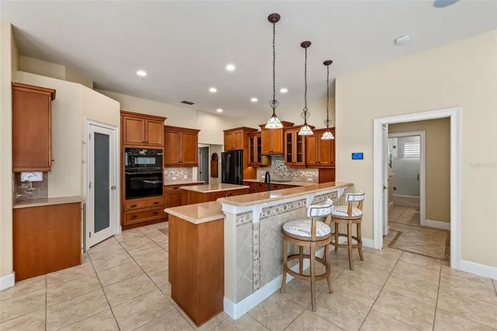 Breakfast bar