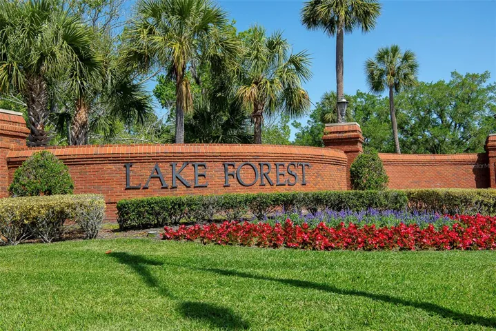 Front entrance to Lake Forest