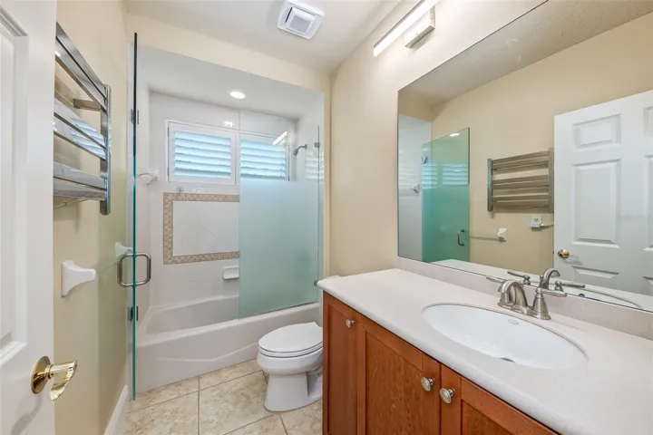 Bathroom for bedroom 2