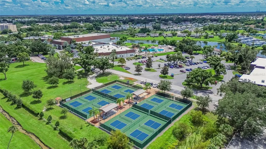 Pickleball Courts