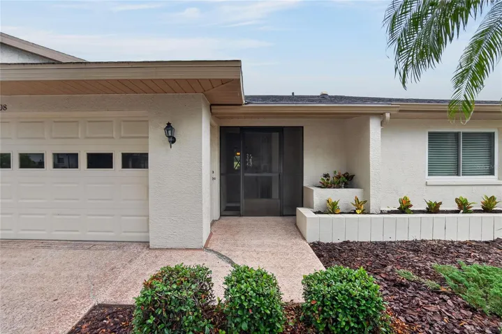Exterior Front Entry