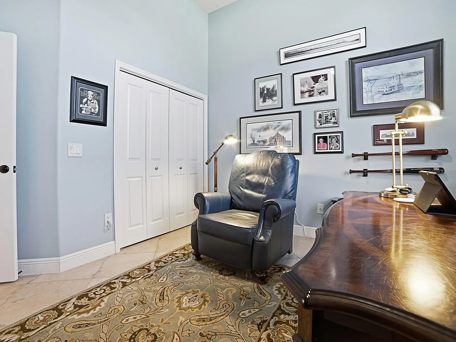 A NICE LARGE, SPACIOUS CLOSET SO SHOULD YOU NEED THAT 3RD BEDROOM!