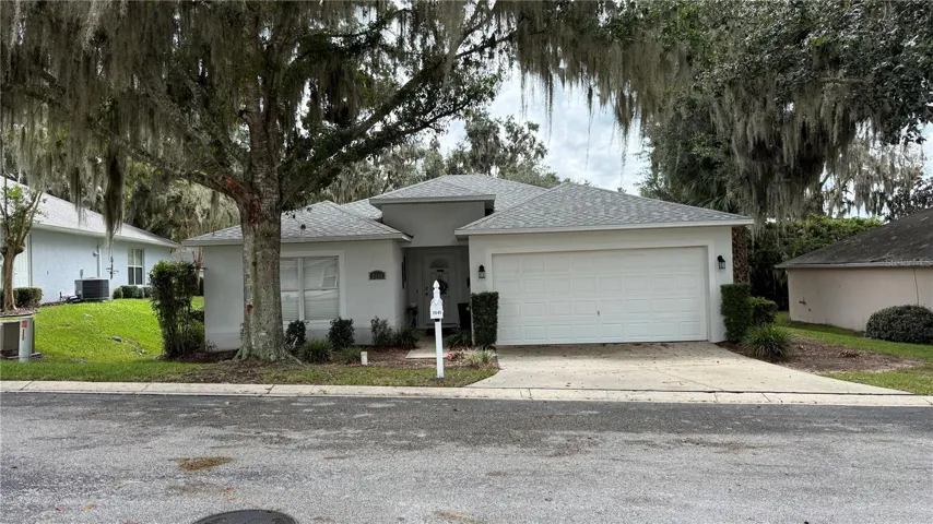 Lake View Village 4/2 Home