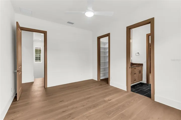 BEDROOM #5