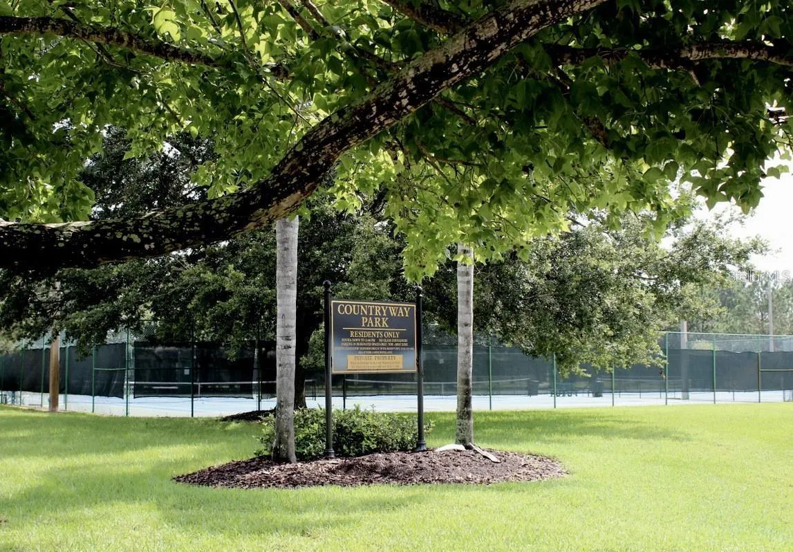 COMMUNITY PARKS