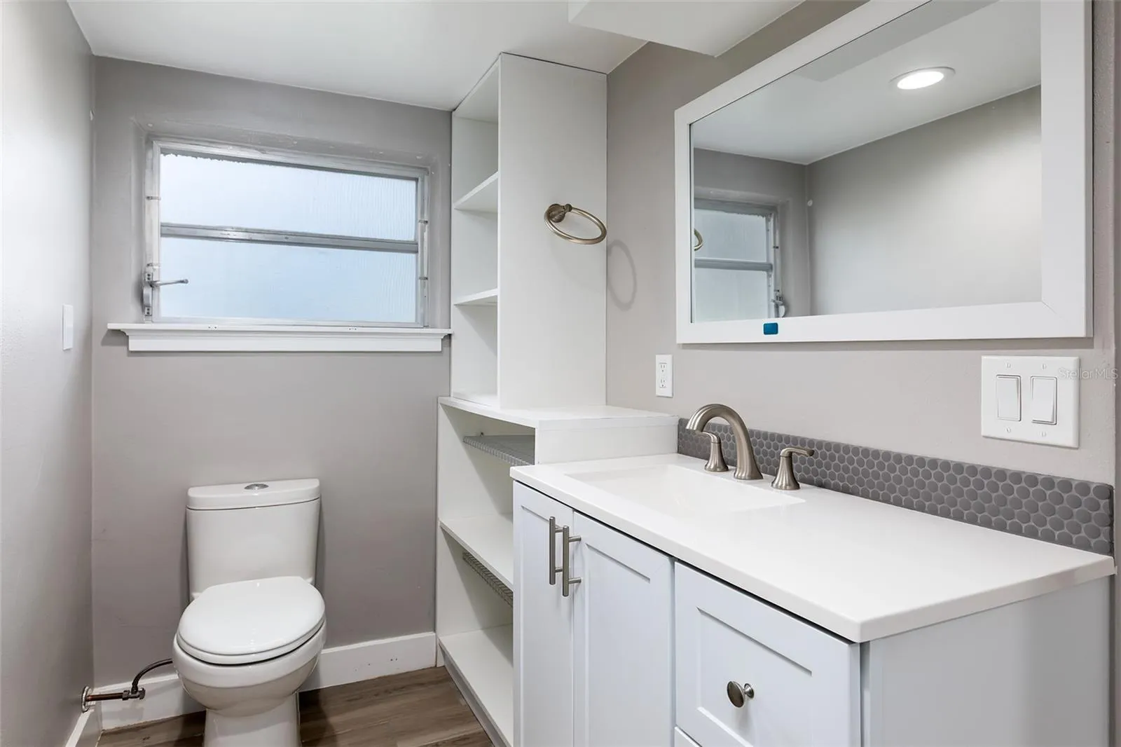 Bathroom 3 (basement)