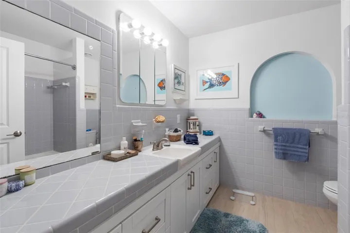 Third full bathroom.
