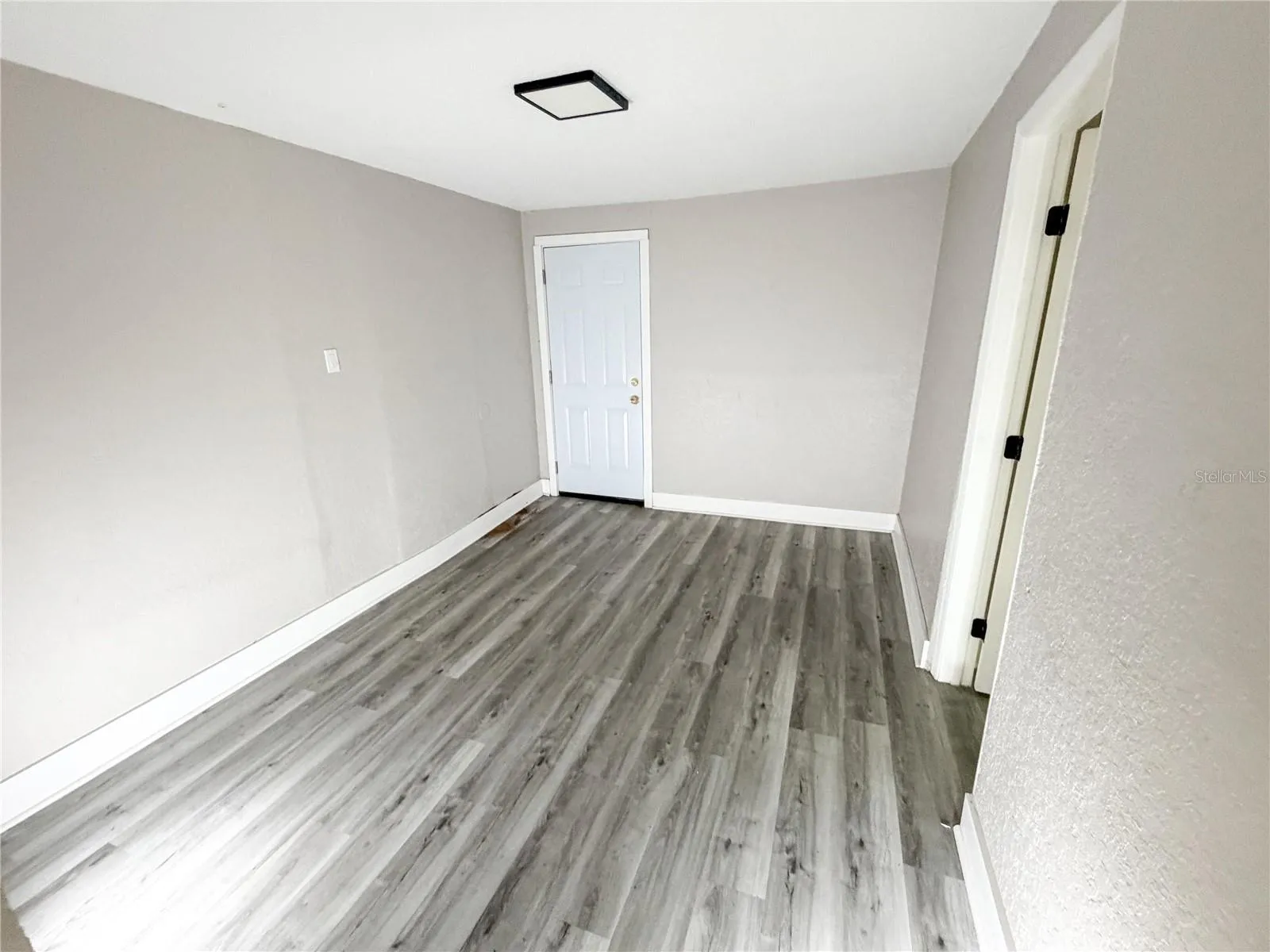 Office/Living Arear